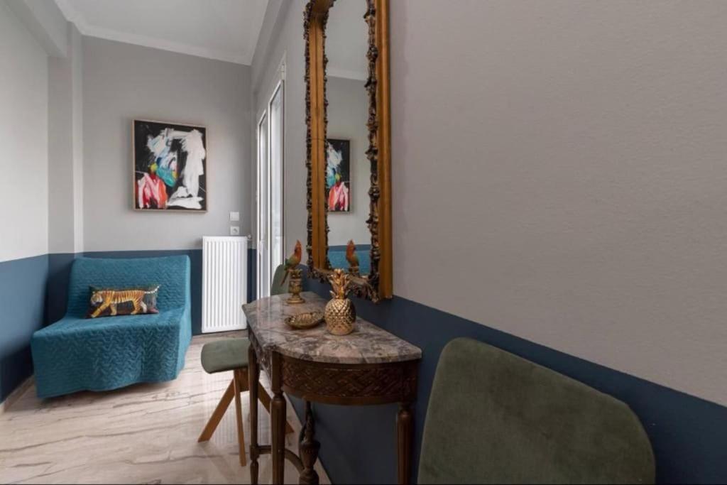 Artistic Apt In Vibrant Gazi With Large Terrace By Ghh Афіни Екстер'єр фото